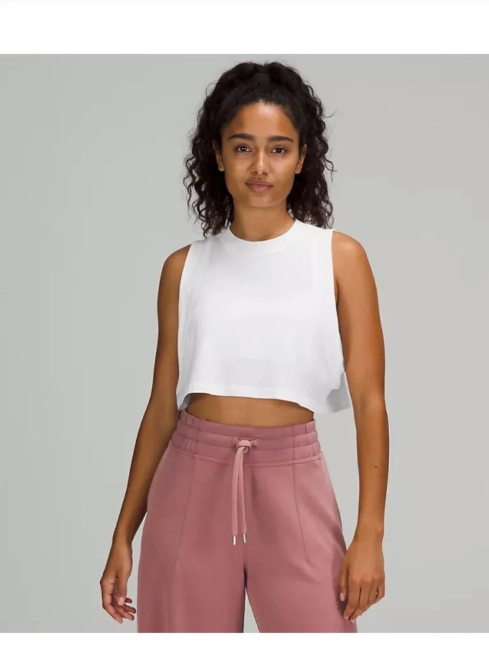 Lululemon All Yours Crop Tank Top in White Size 0
